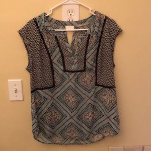 Ladies Daniel Rainn dress shirt